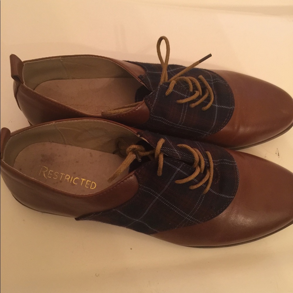 Women oxfords